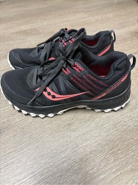 Saucony Women's Black & Pink Trail Runners